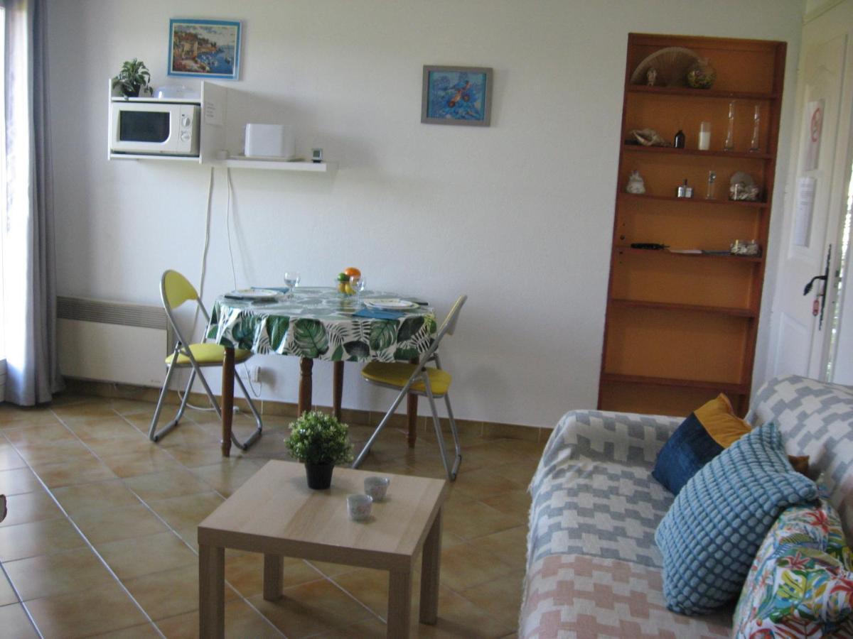 Lumineux Agreable T2 De 32M2 La Londe-les-Maures Exterior foto